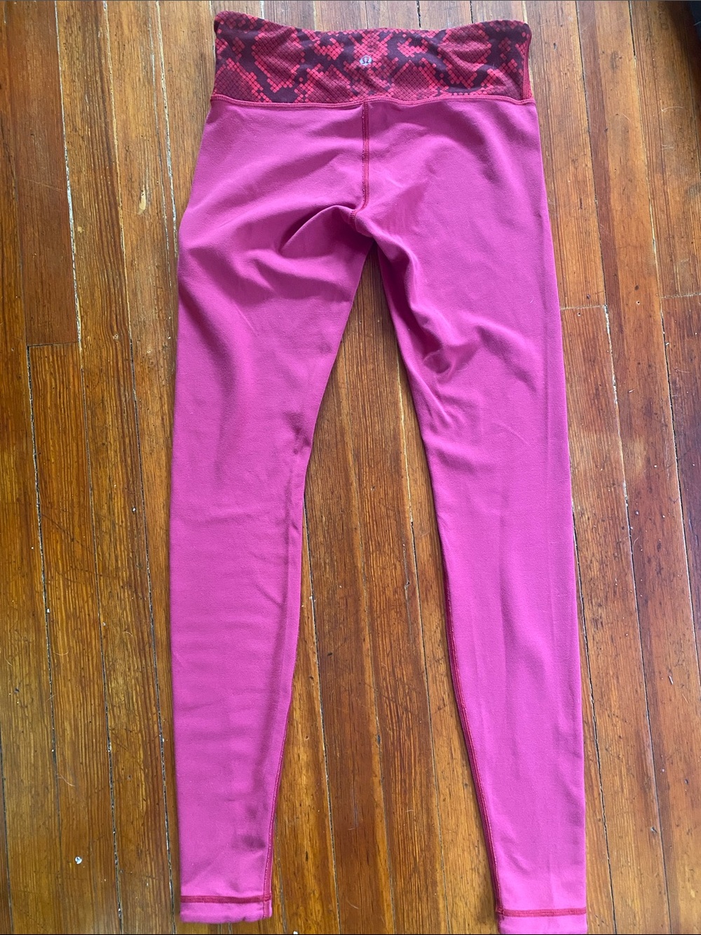 Lululemon leggings size 4/6